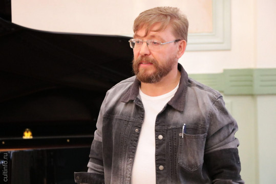 Писатель Дмитрий Ермаков представит новую книгу о Василии Белове