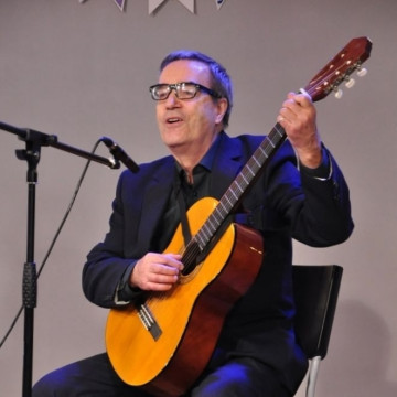 Николай Матвеев исполнит песни на стихи Сергея Есенина в библиотеке на Гагарина