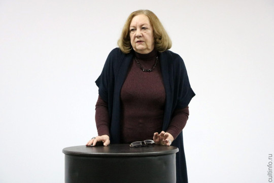 О «самом интересном в истории живописи» рассказала будущим дизайнерам художник Ираида Копьева