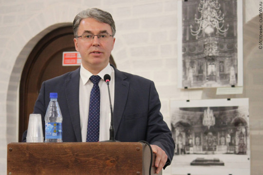 Работников музейной сферы области наградили в преддверии профессионального праздника 