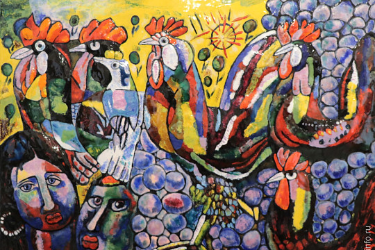 «В детстве его любимой игрушкой был карандаш». В Вологде открылась выставка эмалей Зураба Церетели