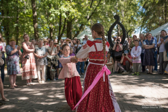 Сегодня на «Голосе ремесел» откроются конкурсные выставки, пройдет детский фестиваль, развернется ярмарка национальной кухни