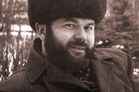 На литературно-музыкальный вечер к 85-летию поэта Виктора Коротаева приглашает областная библиотека