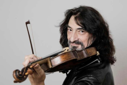 Альтист Алексей Людевиг сыграет вологжанам на инструменте, которому больше 300 лет