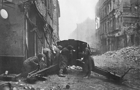 Этот день 75 лет назад: Красная армия ведет уличные бои в Берлине