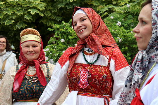 «Дивью» лирику и старинные мужские песни услышат вологжане в «Резном палисаде»
