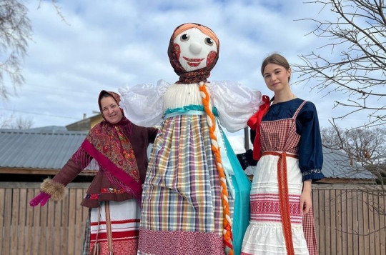 Центр ремесел уже готовится к Масленице и приглашает школьников на праздничные программы