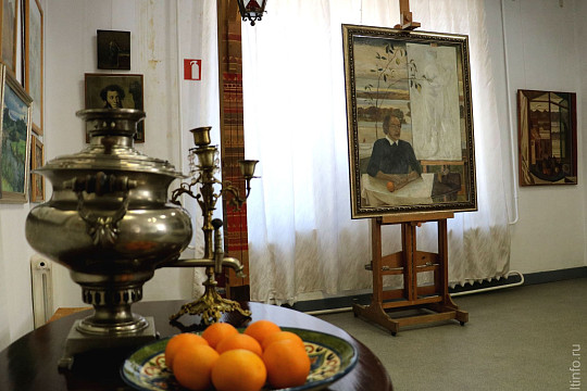 «Моя косоугольная живопись»: в Вологде открылась выставка, посвященная 30-летию Мемориальной мастерской заслуженного художника России Александра Пантелеева