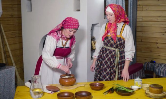 Сиземские «шти», «гретые губы», коросты и саломат: на Вологодчине приготовили традиционные блюда в рамках проекта «Национальное гостеприимство»
