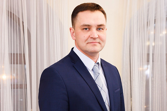 Начальник Департамента культуры и туризма области Владимир Осиповский поздравляет со Всемирным днем туризма
