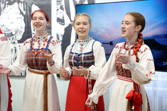 Ансамбль «Весёлый лоскуток» поздравит мам в Центре Белова