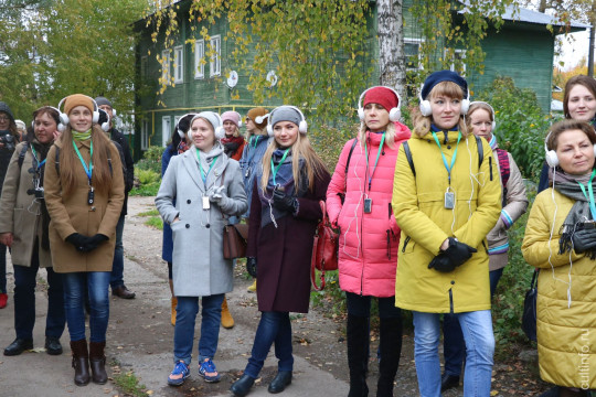 На премьере променад-спектакля «Слушаю мою Вологду» побывали зрители в минувшее воскресенье