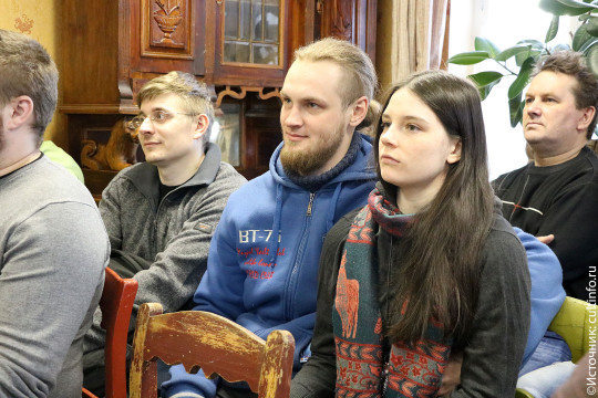 «Стальные наброски» вологодских кузнецов Артема Маршака и Елизаветы Поликашиной можно увидеть в «Резном палисаде»