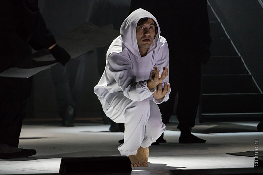 Приобрести билеты на спектакль «Жизнь человека» за полцены смогут участники акции, которую проводит Вологодский драмтеатр