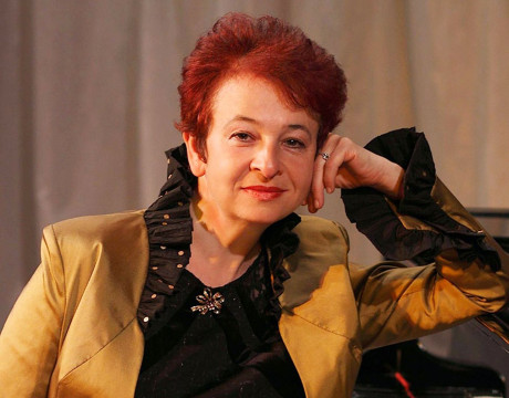 Дневники, письма и стихи Анны Ахматовой легли в основу моноспектакля «Бог сохраняет все», который будет показан в областной филармонии