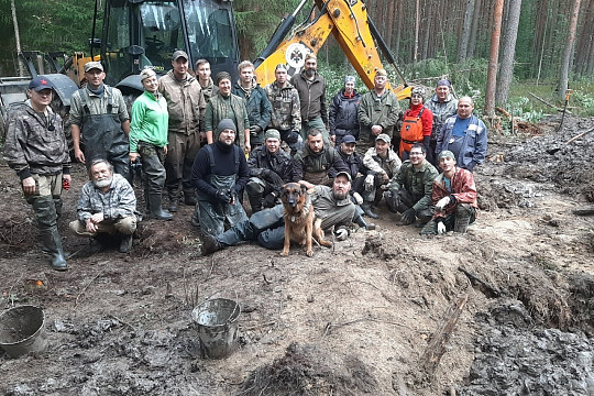В музей Евгения Преображенского в Кириллове передадут детали самолета, обнаруженные вологодскими поисковиками