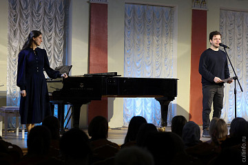 Вологжан приглашают на музыкально-поэтический спектакль московских поэтов и музыкантов Алексея Шмелёва и Софьи Юдиной