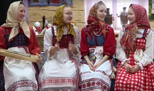  «Все дети должны рассказывать сказки»: шекснинская студия «Наследие» стремится сохранить  традиции народного сказительства