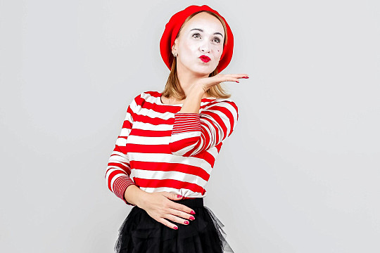 Веселую пантомиму создадут юные вологжане на встрече в «Красном мосту»