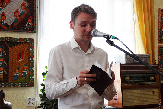 Вечер старых песен и стихов проведут «Черный и компания» в Доме дяди Гиляя