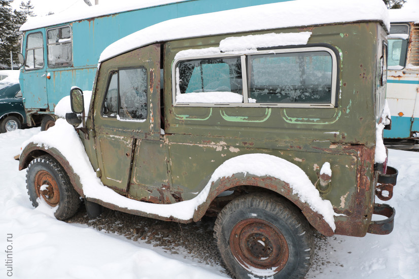Многие даже не заметили бы этого «старичка», если бы он не стоял в музее.