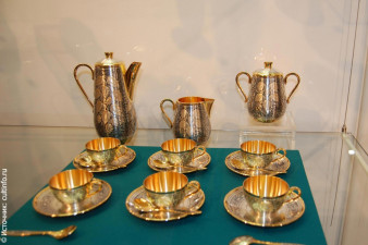 Северная чернь. Фото с выставки «Искусство северной черни  XVIII – начала ХХI веков». 2013