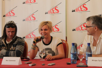 VOICES-2012. Пресс-конференция с участием актрисы Яны Трояновой