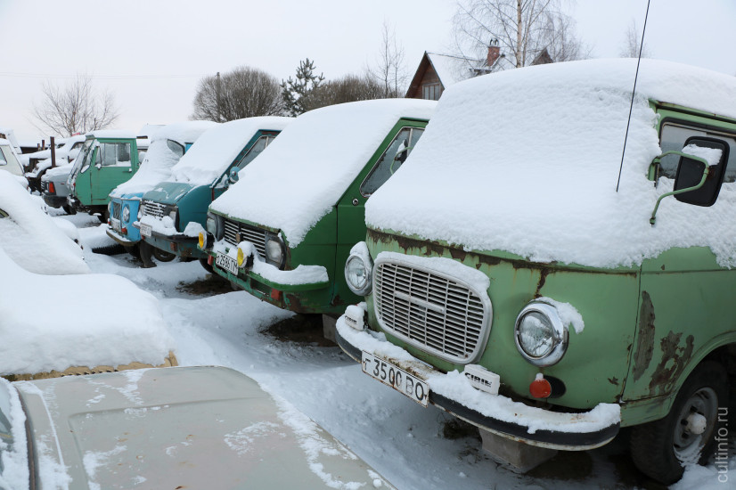 В экспозиции немало микроавтобусов: Barkas, ЕРАЗ, РАФики и многие другие. 