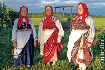 Вологодский костюм. Фото с фестиваля «Живая старина». д. Пожарище (Нюксенский район)