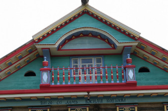 Восстановленные детали декора фасада дома Копылова