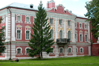 Вологодский кремль. Иосифовский корпус Вологодский кремль. Иосифовский корпус