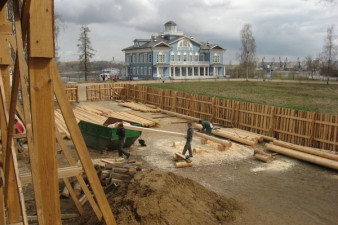 Реставрация амбара в усадьбе Гальских