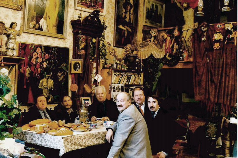 В мастерской Владимира Корбакова