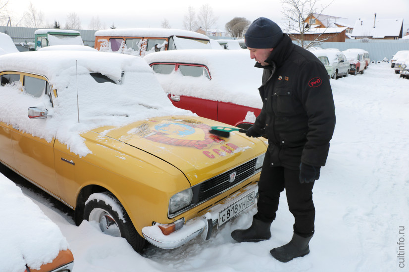 «Боевой товарищ» Артема: желтый Москвич, на котором он исколесил полстраны.