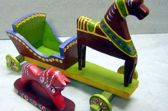 Деревянные игрушки. Фото vk.com/club35801771