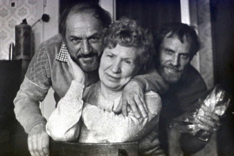 Актер Лев Константинович Дуров, супруга Виктора Астафьева Мария Семёновна Астафьева-Корякина, оператор Анатолий Дмитриевич Заболоцкий. Фото из архива семьи Астафьевых