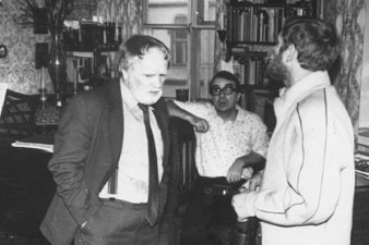 1990 год. У В.А. Гаврилина на Пестеля, 12 - писатель В.И. Белов и кинооператор Заболоцкий