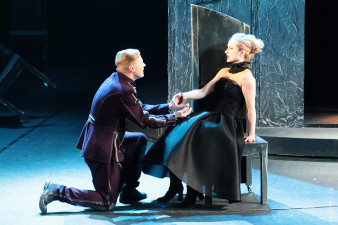 Спектакль ТЮЗа «Каменный властелин». В роли донны Анны – Дарья Сахновская