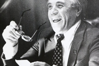 Виктор Астафьев на встрече с читателями в Иркутске. Конец 1980-х годов. Фото из архива семьи Астафьевых