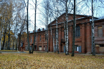 Народный дом / People’s House (Highschool)