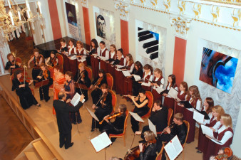 Камерный оркестр филармонии под управление Александра Лоскутова