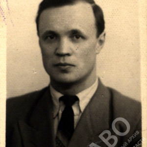 Пиляр Юрий Евгеньевич. Фото. Без дат. ГАВО. Ф. Р-5081. Оп. 1. Д. 1135. Л. 26.