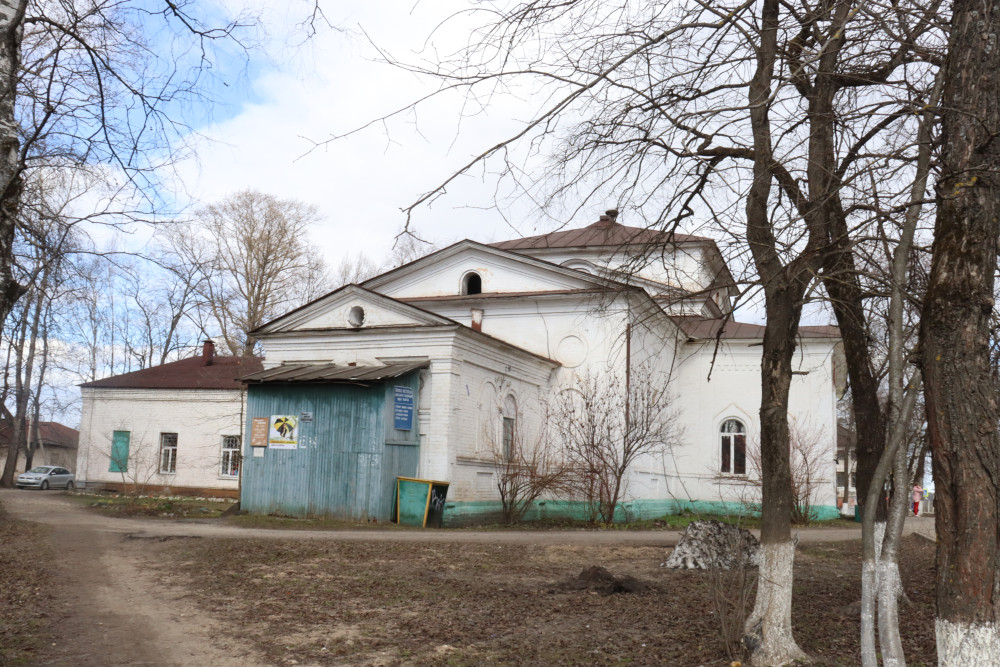 Богоявленский храм в Кадникове. Фото 2022 года