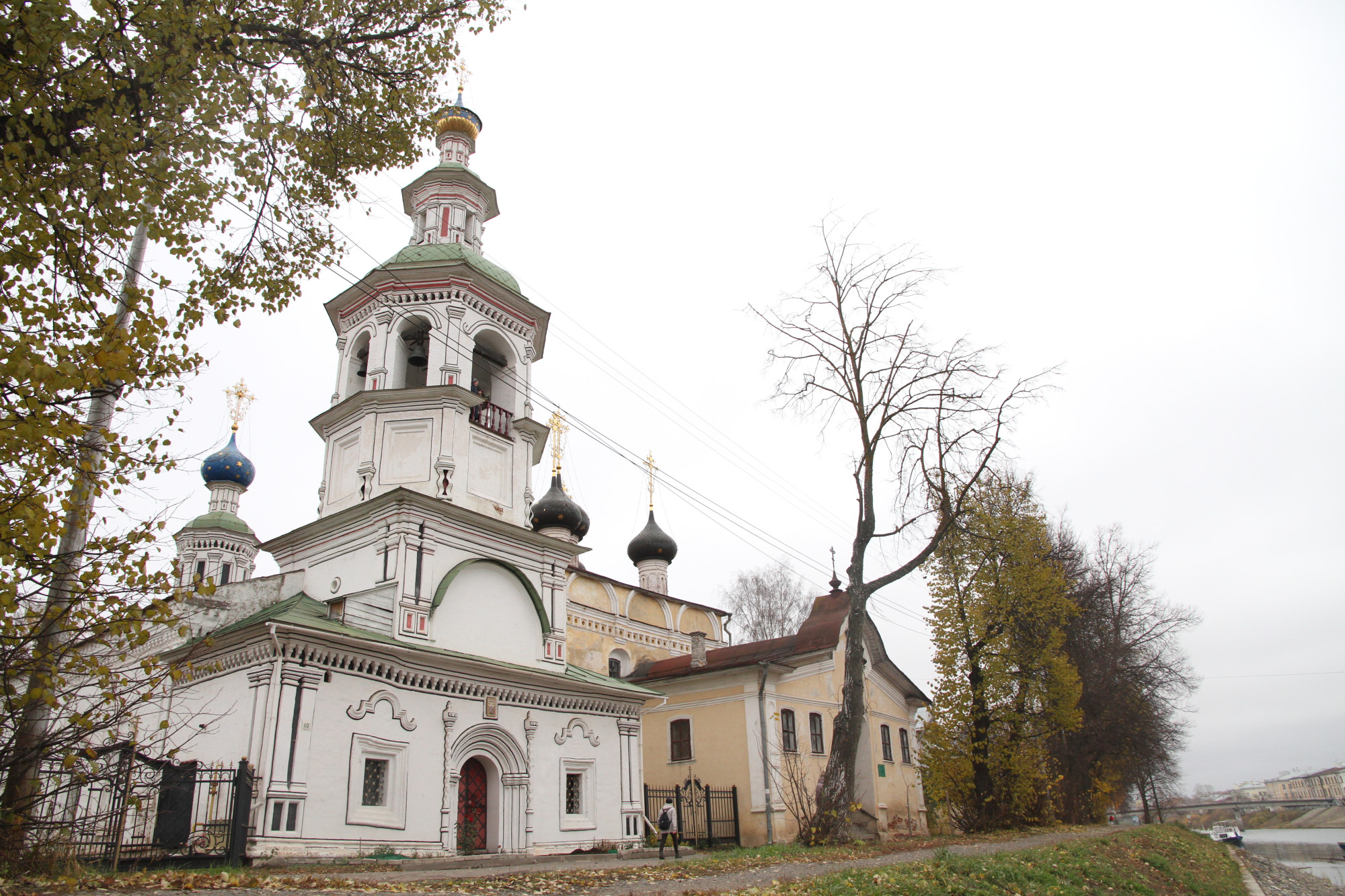 Дмитриевские церкви 
