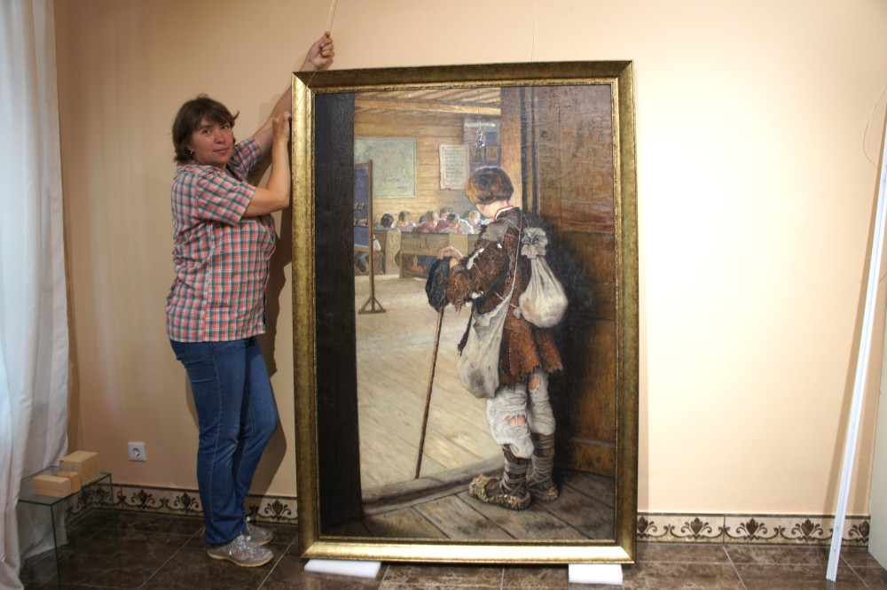 Идет монтаж выставки «Пермский музей в Кириллове». Фото Кирилло-Белозерского музея-заповедника