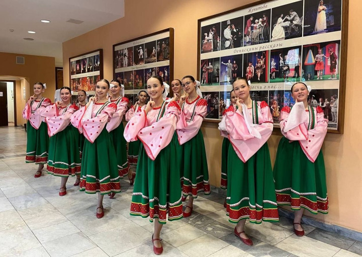 «Веселая планета»