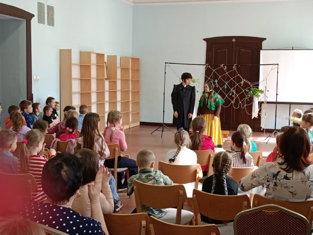 Более 500 ребят побывали на Библиосумерках в областной детской библиотеке