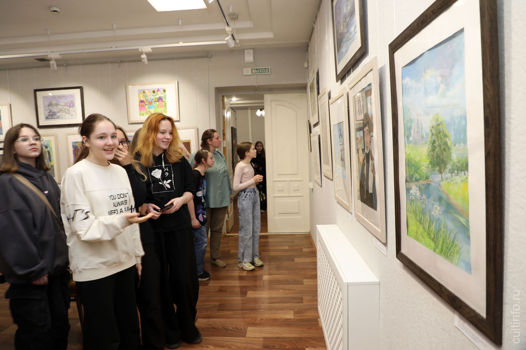 Традиционная выставка детского рисунка «Мой край родной, мой Север милый…» открылась в Доме Корбакова