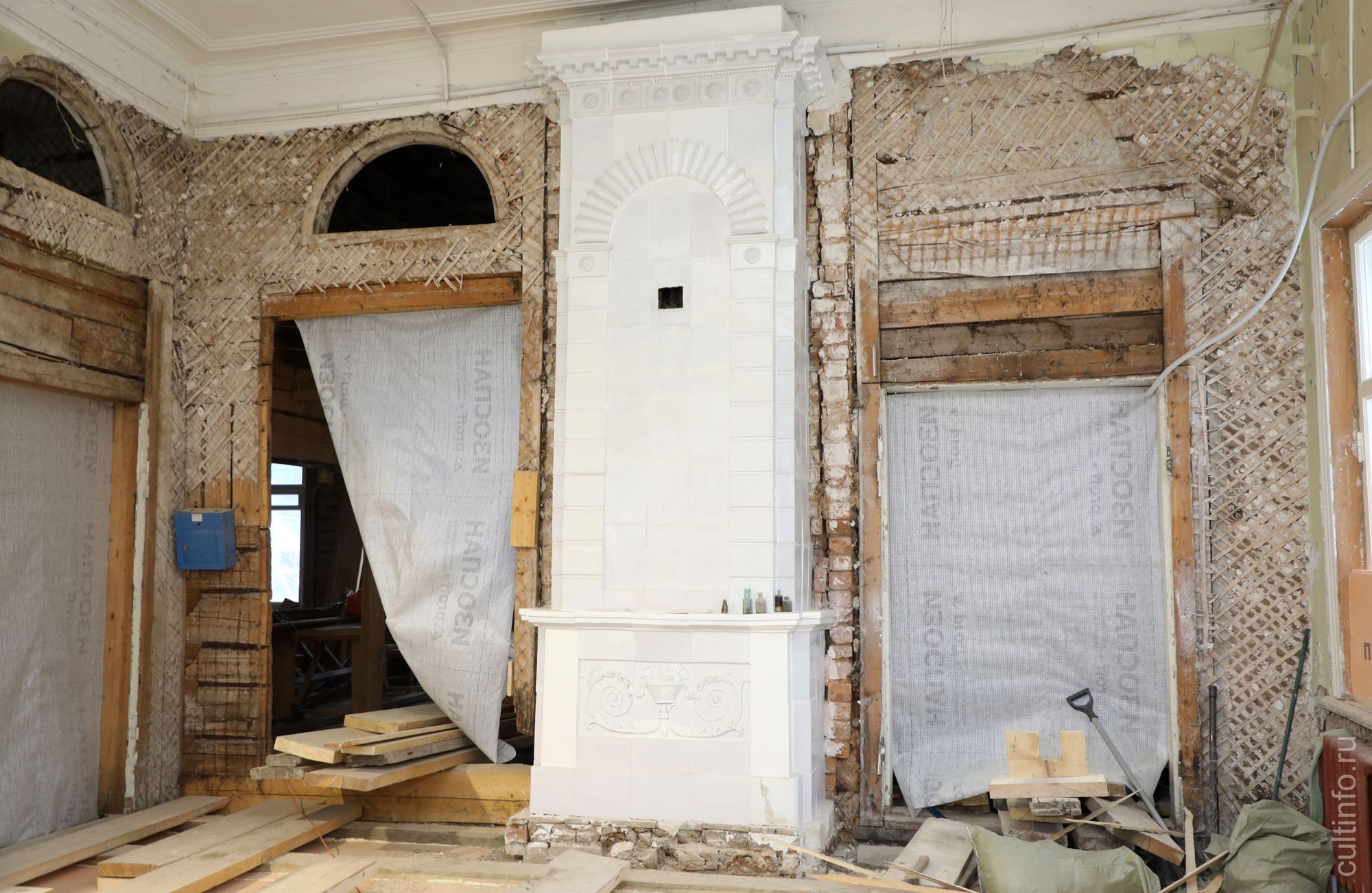 Отреставрированная печь