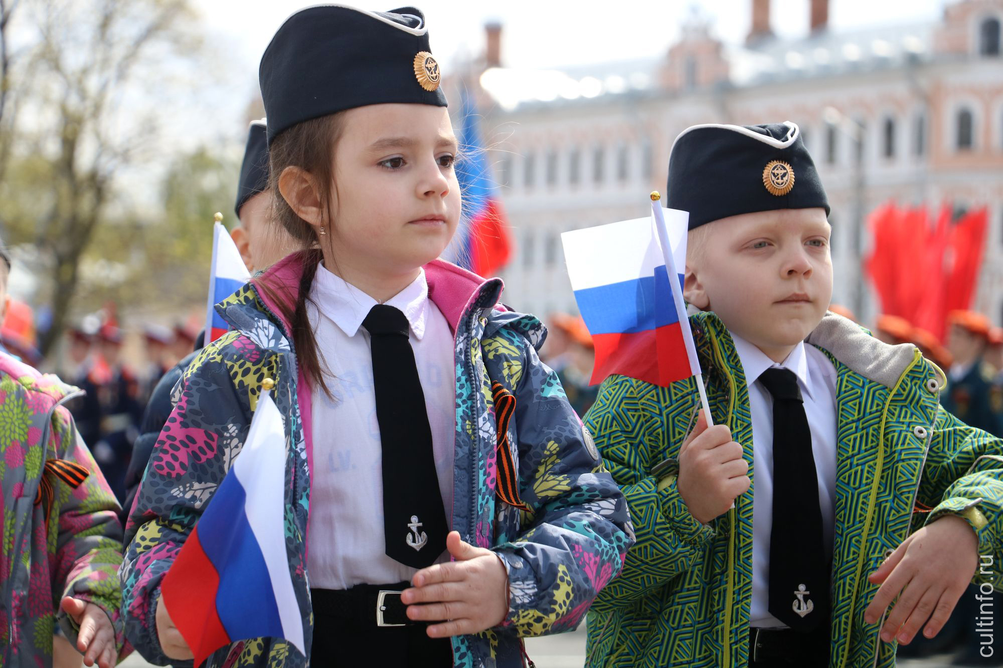 Городской школьный парад